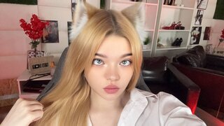 AdellleCartier