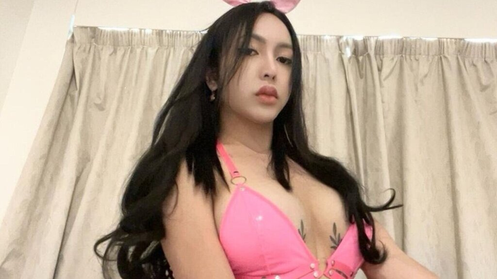 MelanieDivaz