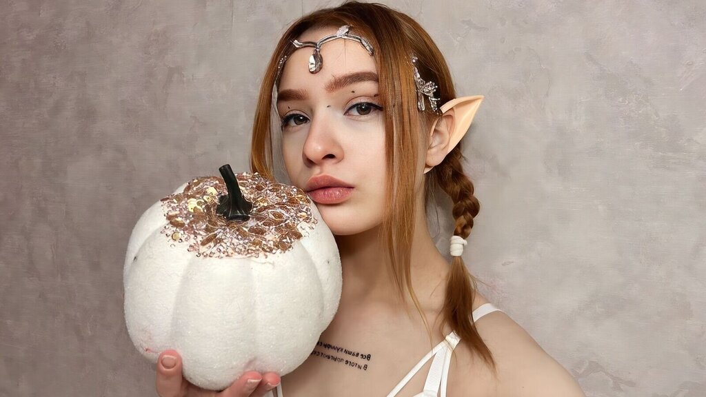 JiaLeen
